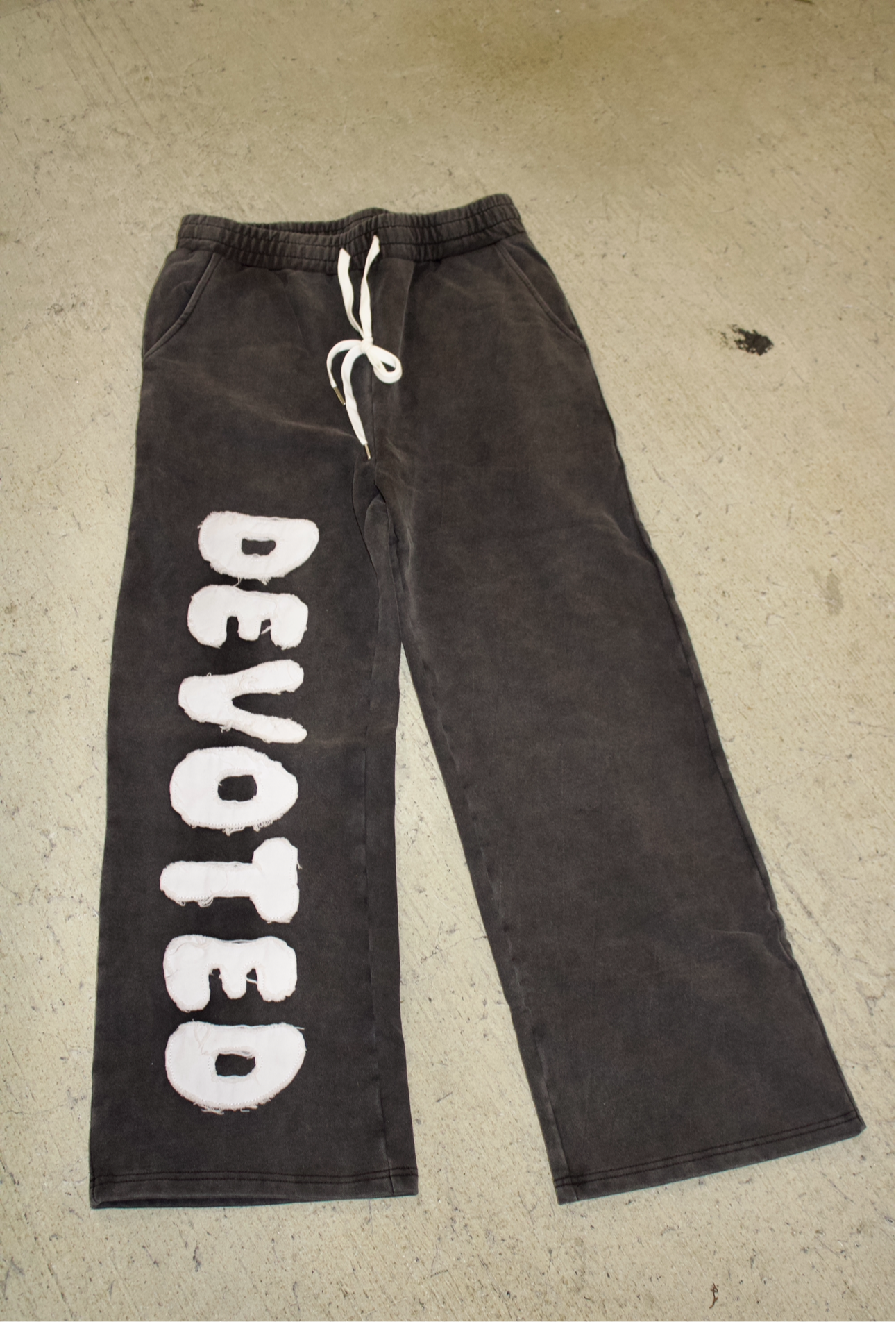 DEVOTED SWEATPANTS