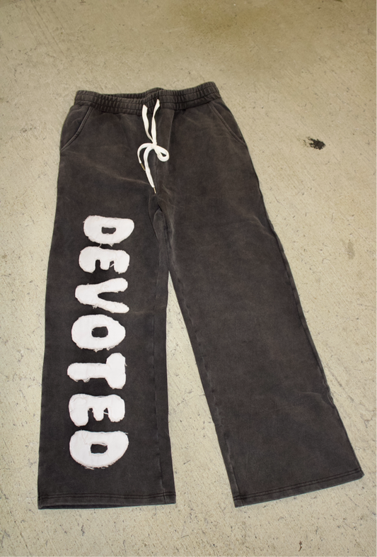 DEVOTED SWEATPANTS